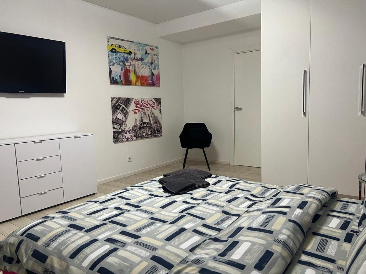 2-Room Luxury Apartment In The Center Kijów Zewnętrze zdjęcie