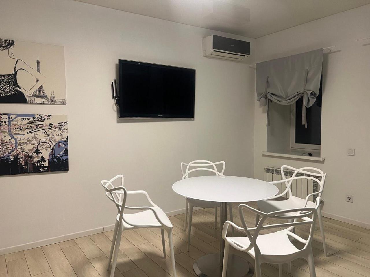 2-Room Luxury Apartment In The Center Kijów Zewnętrze zdjęcie
