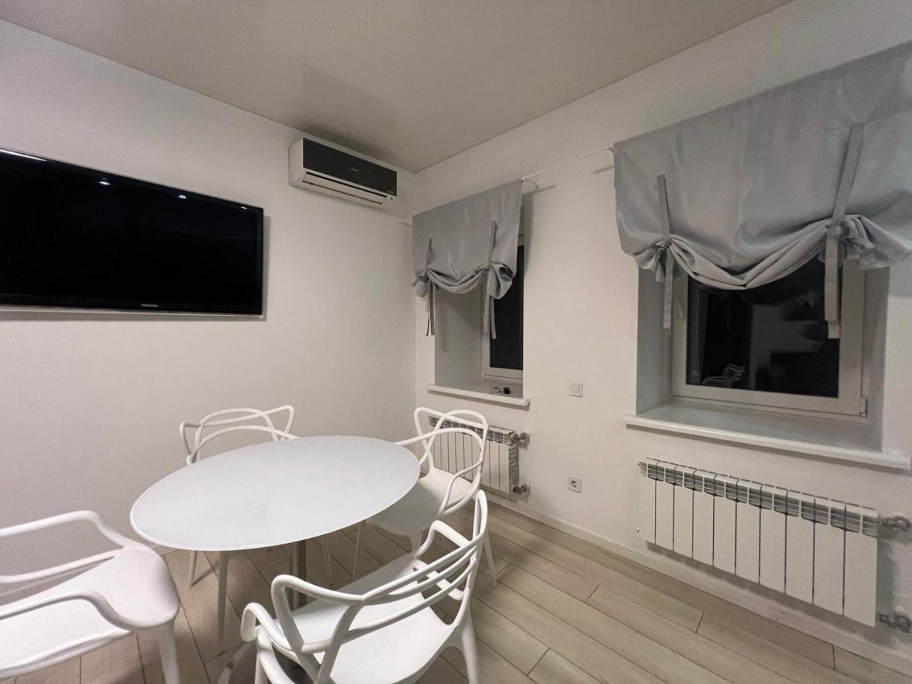 2-Room Luxury Apartment In The Center Kijów Zewnętrze zdjęcie