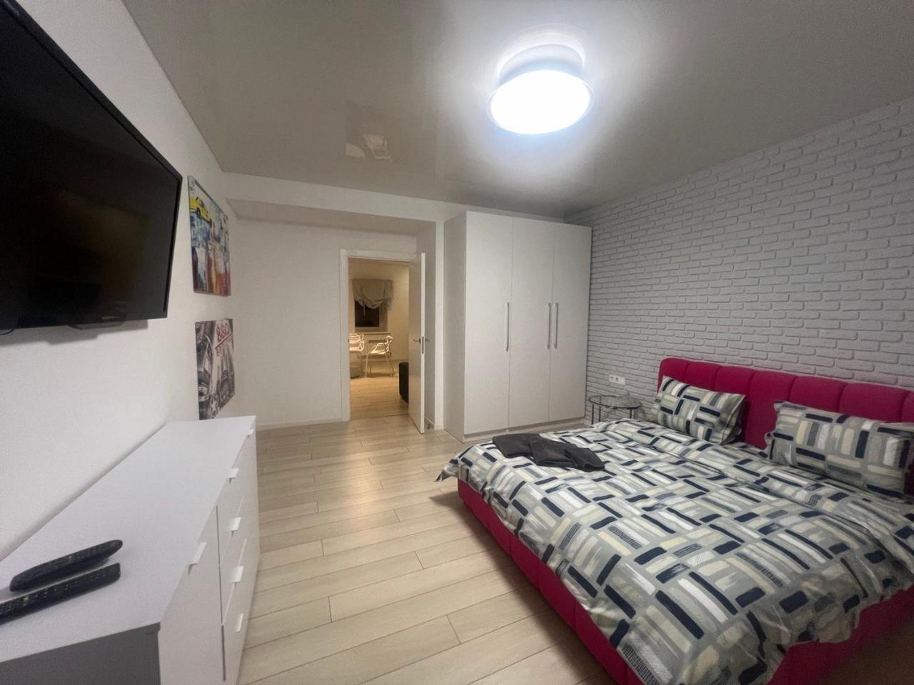 2-Room Luxury Apartment In The Center Kijów Zewnętrze zdjęcie